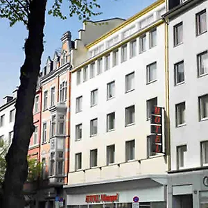 3* Otel Monopol Centre