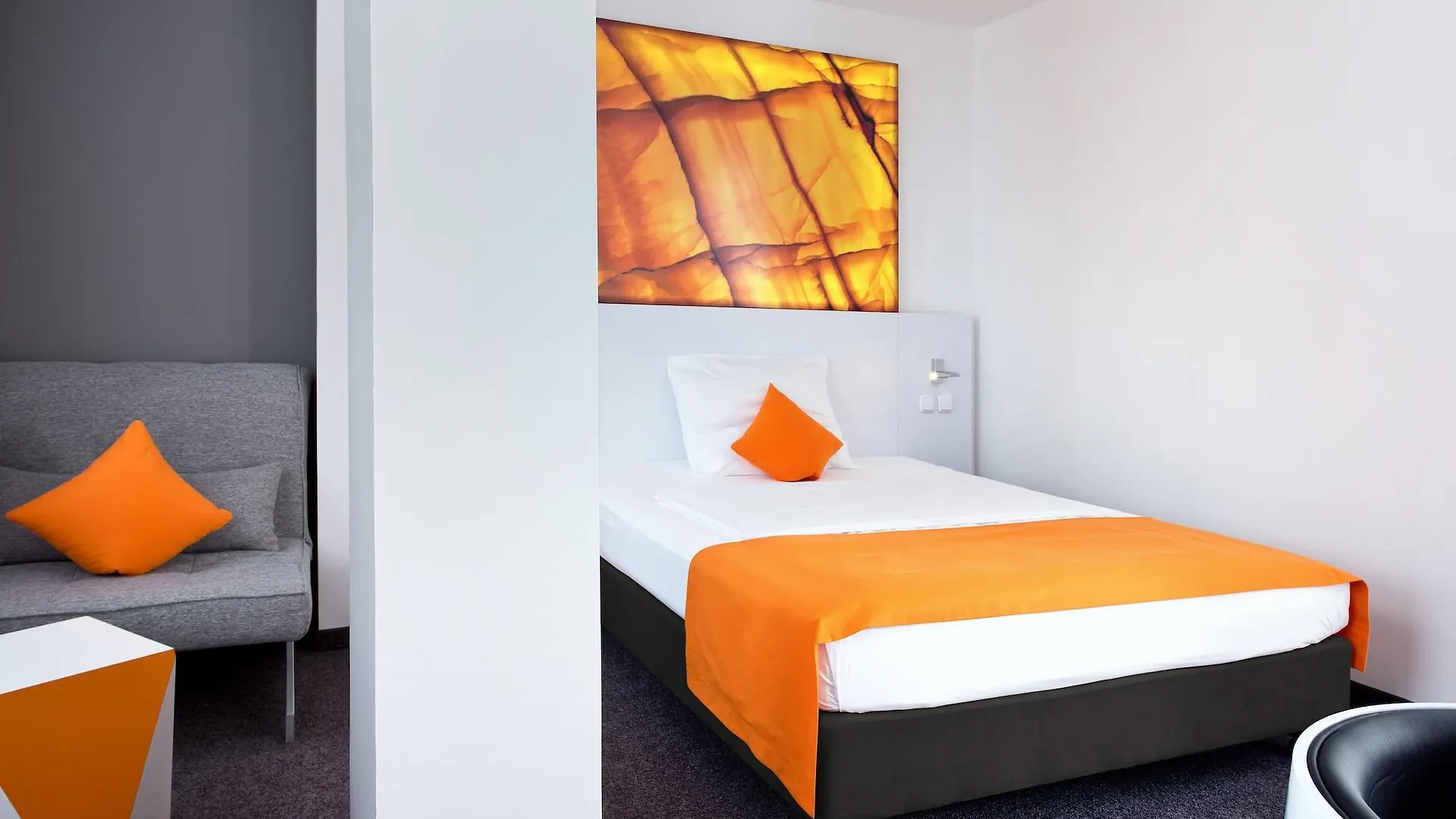 Wyndham Garden Duesseldorf City Centre Koenigsallee Hotel Dusseldorf