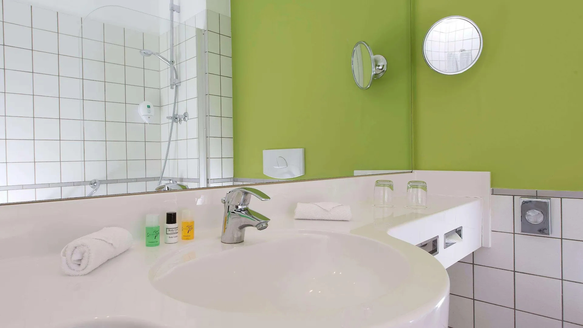 Wyndham Garden Duesseldorf City Centre Koenigsallee Hotel Dusseldorf